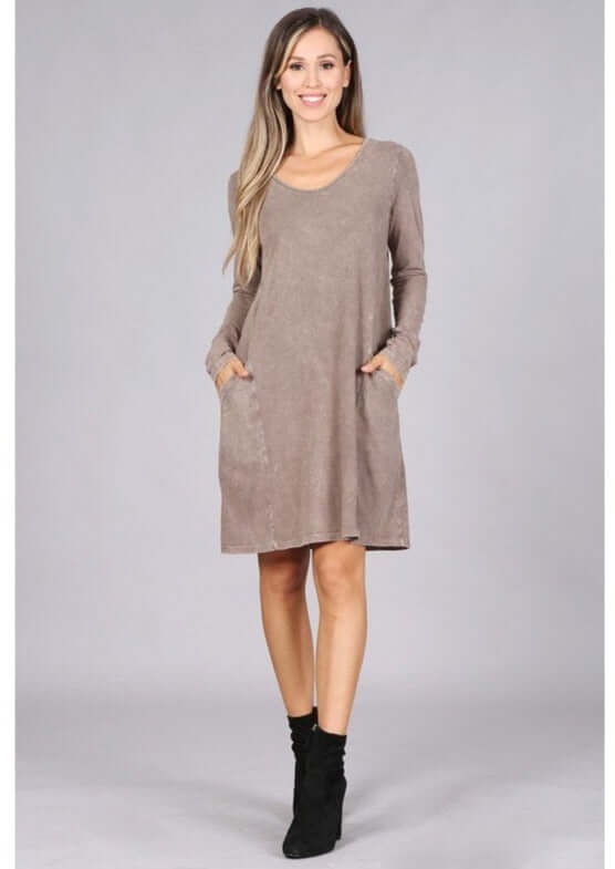 USA Made Ladies Tan Mineral Washed Casual Cotton Long Sleeve Knee Length Dress with Pockets | Chatoyant Style# C60596 | Classy Cozy Cool Women's Made in America Boutique