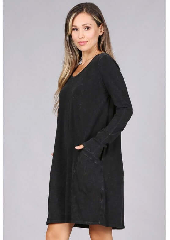 USA Made Ladies Black Casual Cotton Long Sleeve Knee Length Dress with Pockets | Chatoyant Style# C60596 | Classy Cozy Cool Women's Made in America Boutique