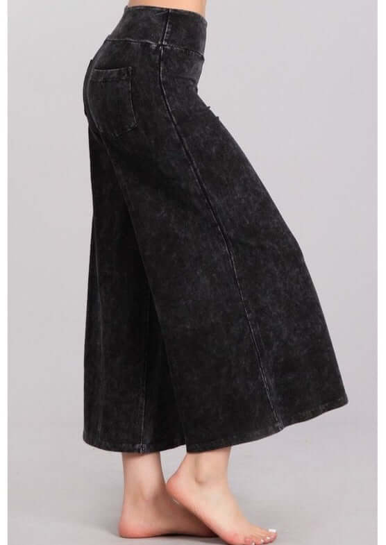 Ladies Super Soft Mineral Washed Gaucho Pants in Black | Made in USA | Chatoyant Style# C30458 | Classy Cozy Cool Women's Made in America Boutique