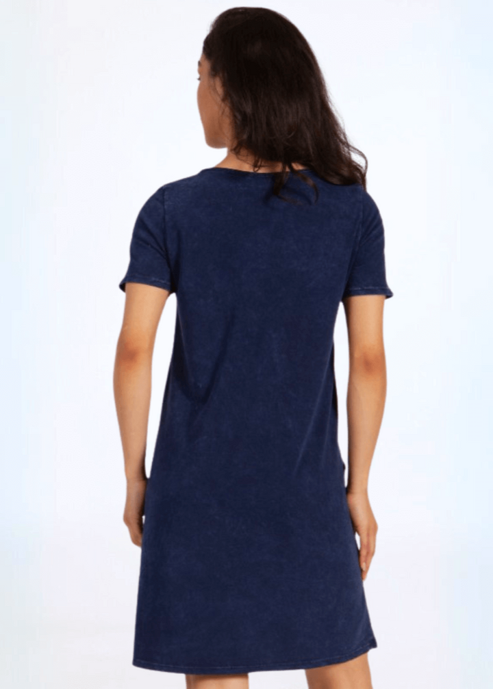 Made in USA Ladies Mineral Washed Casual Cotton V-Neck Short Sleeve Above the Knee Length Dress with Pockets | Style# C60596 | Classy Cozy Cool Women's Made in America Boutique