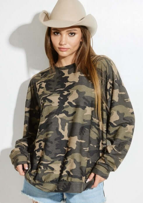 Made in USA Women's Oversized Camo Long Sleeves Crew Neck Longer Length Tee Shirt | Classy Cozy Cool Women's Made in America Clothing Boutique