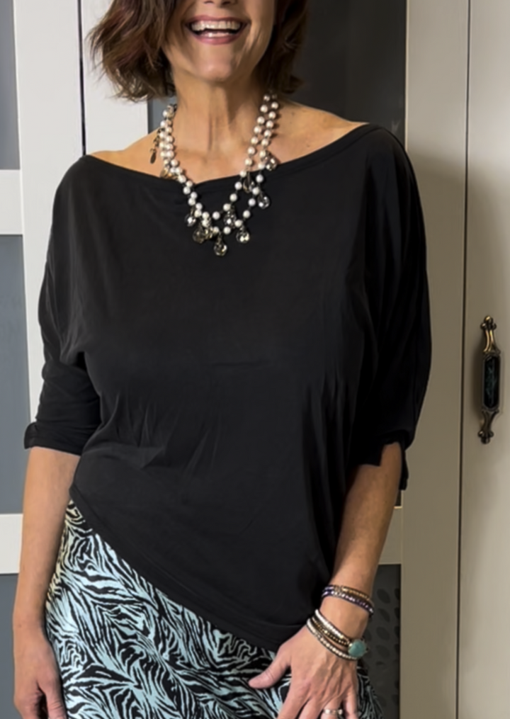 Glass Pearl & Glass Beads Fashion Necklace Handcrafted in Texas USA | Beautiful handcrafted statement necklace with adjustable chain clasp | Classy Cozy Cool Boutique