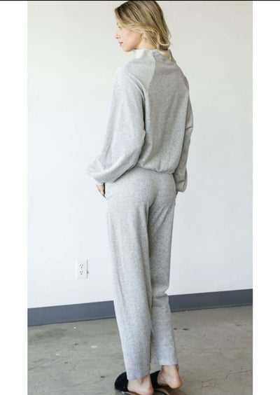 USA Made Ladies Heather Gray Velour Ankle Length Casual Pants Draw String Waist | Classy Cozy Cool Women's Made in America Clothing Boutique