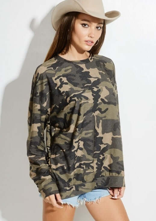 Made in USA Women's Oversized Camo Long Sleeves Crew Neck Longer Length Tee Shirt | Classy Cozy Cool Women's Made in America Clothing Boutique
