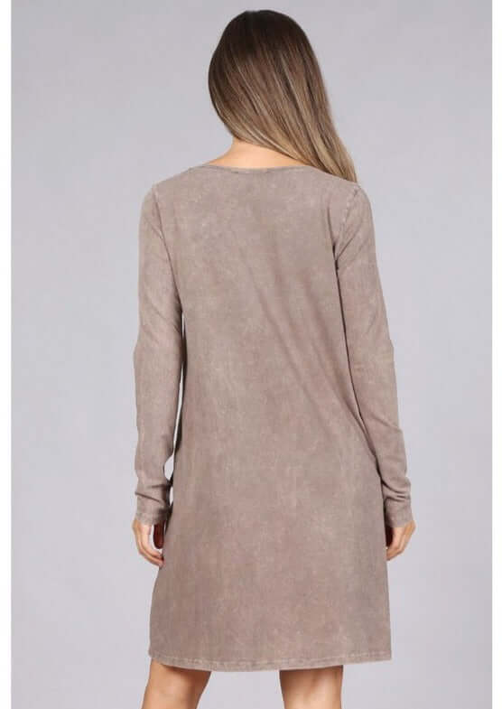 USA Made Ladies Tan Mineral Washed Casual Cotton Long Sleeve Knee Length Dress with Pockets | Chatoyant Style# C60596 | Classy Cozy Cool Women's Made in America Boutique