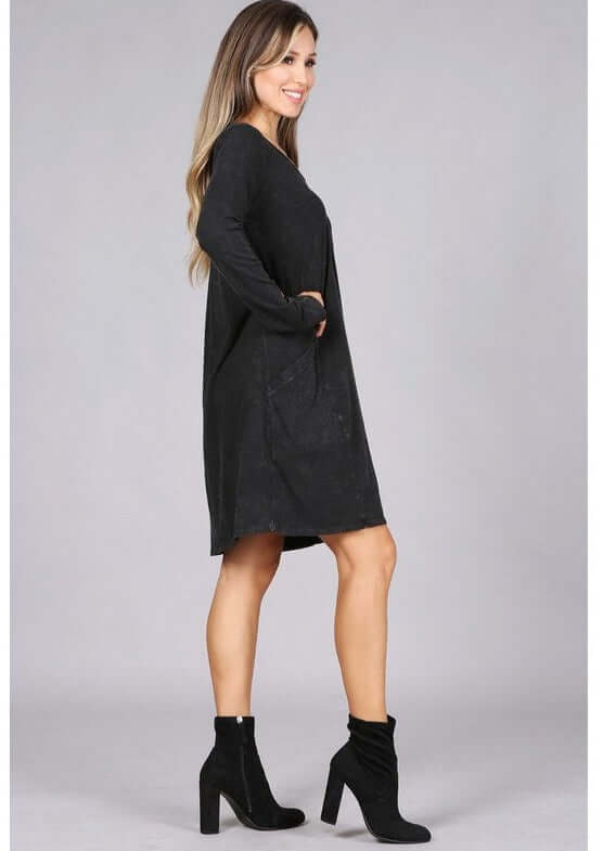 USA Made Ladies Black Casual Cotton Long Sleeve Knee Length Dress with Pockets | Chatoyant Style# C60596 | Classy Cozy Cool Women's Made in America Boutique