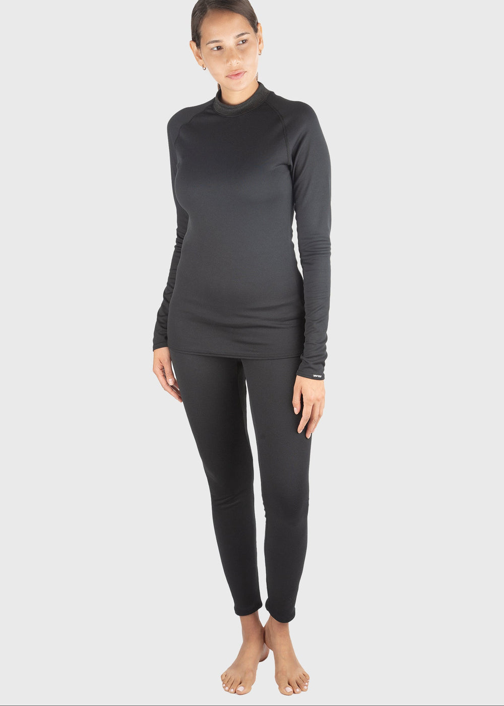 The HEATR® Tundra Base Layer offers reliable warmth in temperatures ranging from 0° to 75° F, making it ideal for versatile outdoor use. Its contoured fit ensures minimal bulk while providing moderate insulation, enhancing mobility and comfort. Featuring HEATR® technology woven throughout the entire shirt, this base layer delivers consistent thermal warmth where you need it most. Flat inner seams reduce irritation, allowing for all-day wear without discomfort. Stay warm and comfortable no matter the weather