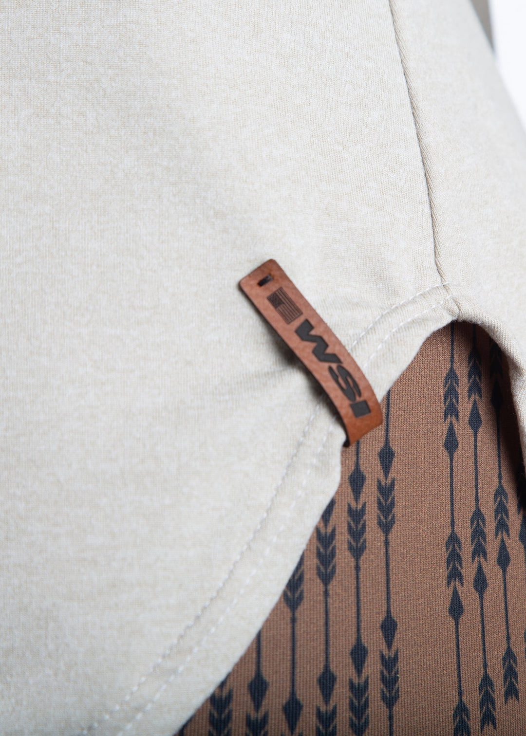 Experience unmatched warmth and comfort with the SoftTECH™ HEATR® Tunic by WSI Sportswear. Designed in the USA as a relaxed-fit base layer, it keeps you cozy in temperatures ranging from 0° to 75°F