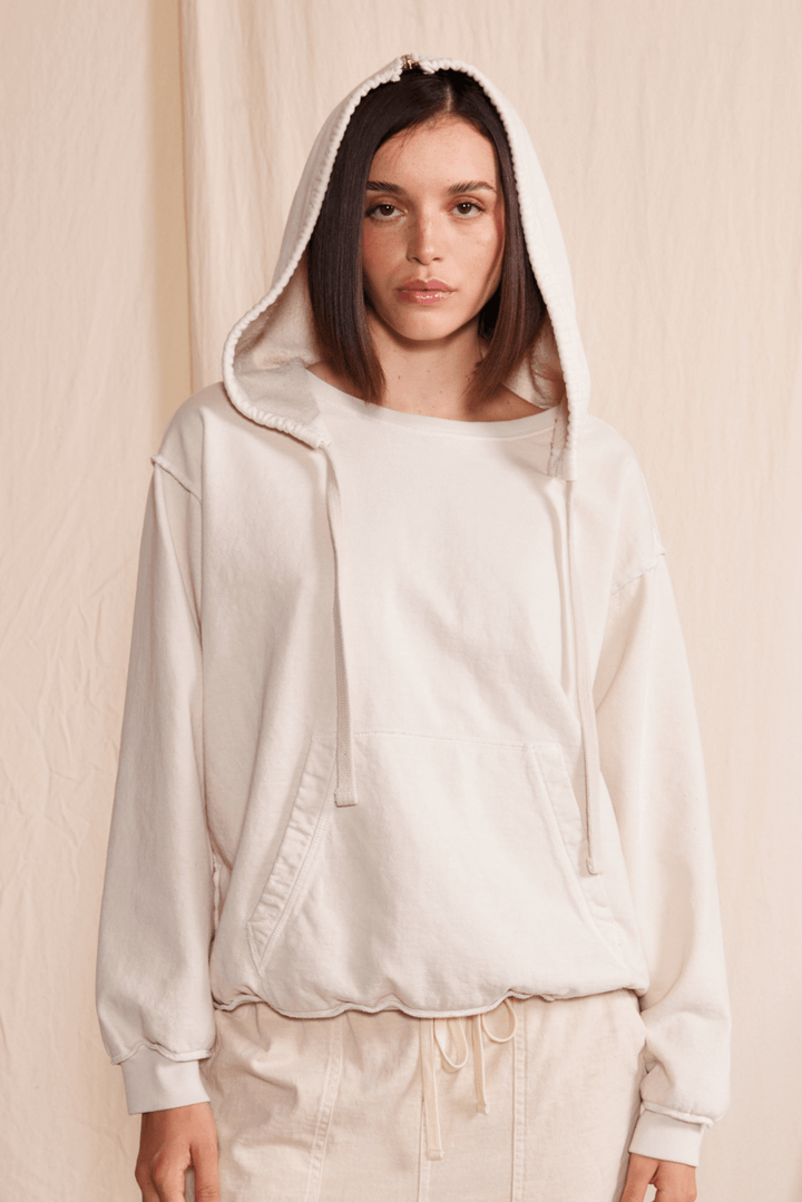 Stay cozy in our Midnight Hoodie, made with 100% heavy cotton for ultimate comfort. With a zip-up design and ribbed cuffs and waist, this relaxed fit hoodie is perfect for any adventure. 