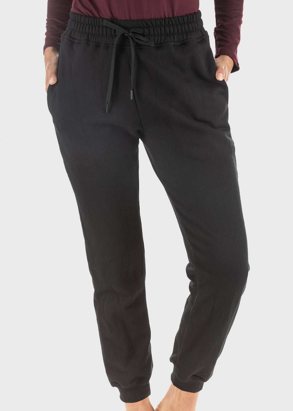 WSI Sportswear - Experience unmatched comfort with the Highland Fleece Sweatpant, crafted in USA from a durable 14-ounce mid-weight fleece. Designed for a loose fit and featuring ribbed cuffs, these sweatpants offer both warmth and a secure fit
