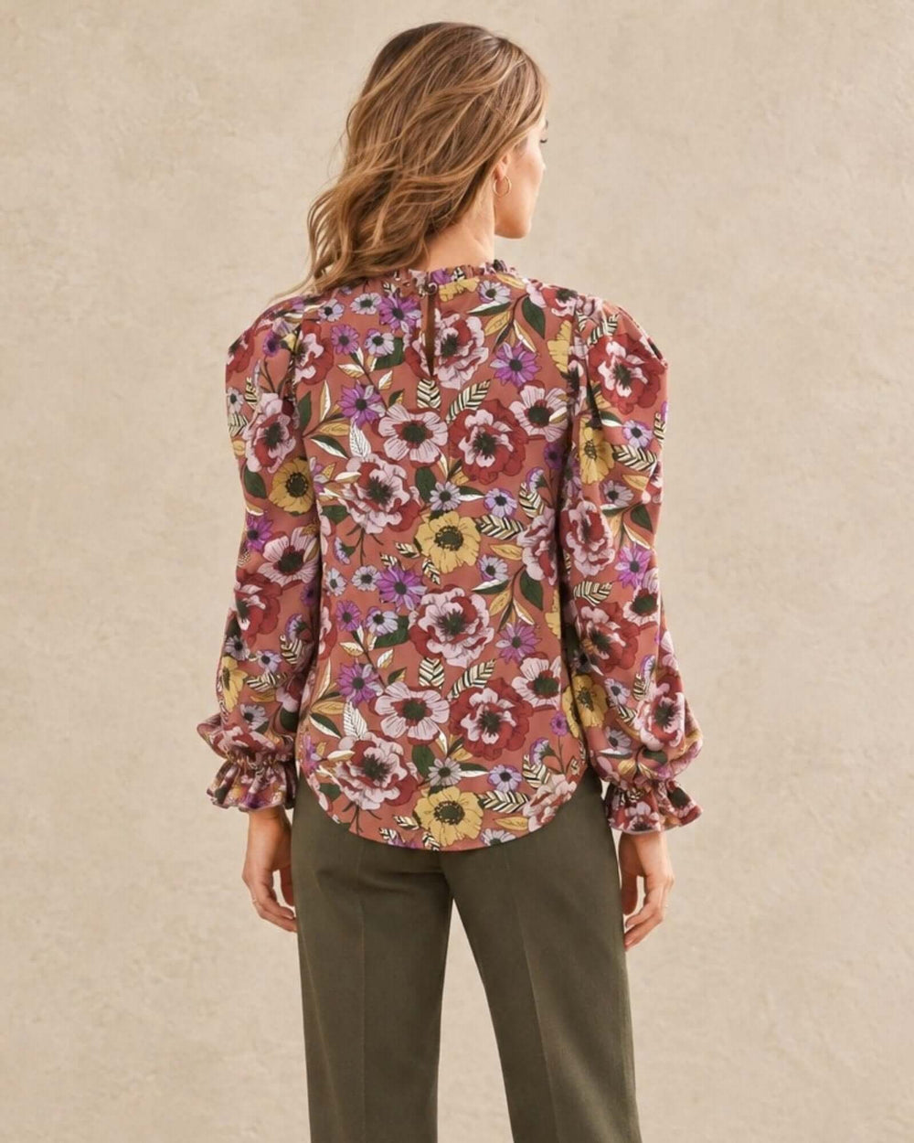 Made in USA Veronica Vintage Floral Puff Sleeve Blouse: back view showing puff sleeves and keyhole closure