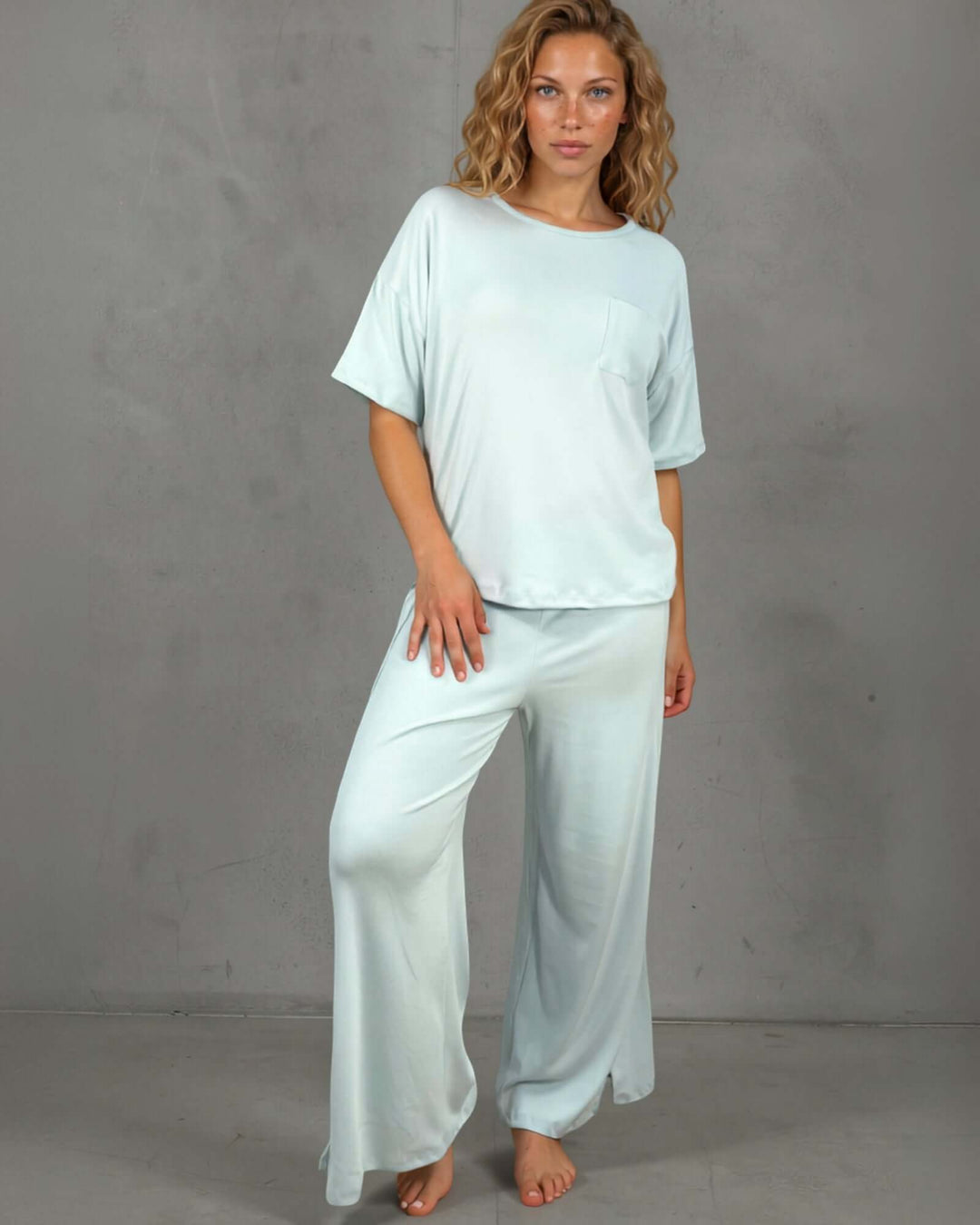 Sunday Chic Women&