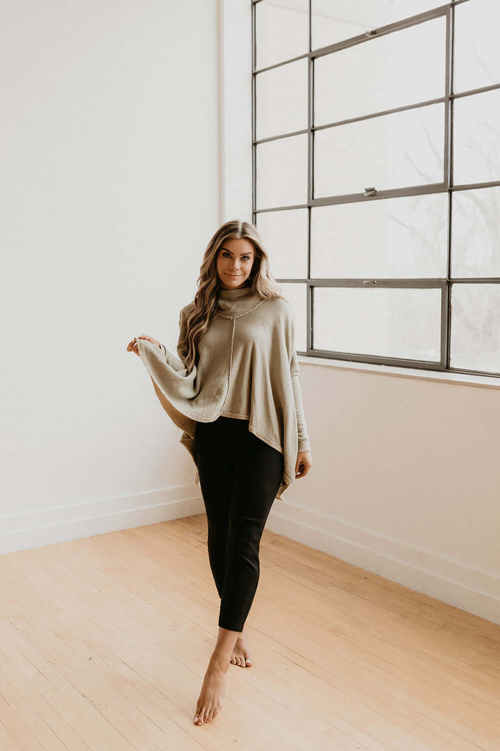 Effortlessly cool. This Free Spirit hoodie is oversized, but flattering. Dress it up with a pair of your favorite jeans or keep it cozy in sweats. + Olive / Black+ Available in S-XL+ Machine wash cold+ Tumble dry on low 100% Organic Cotton Ethically made in Los Angeles, CA