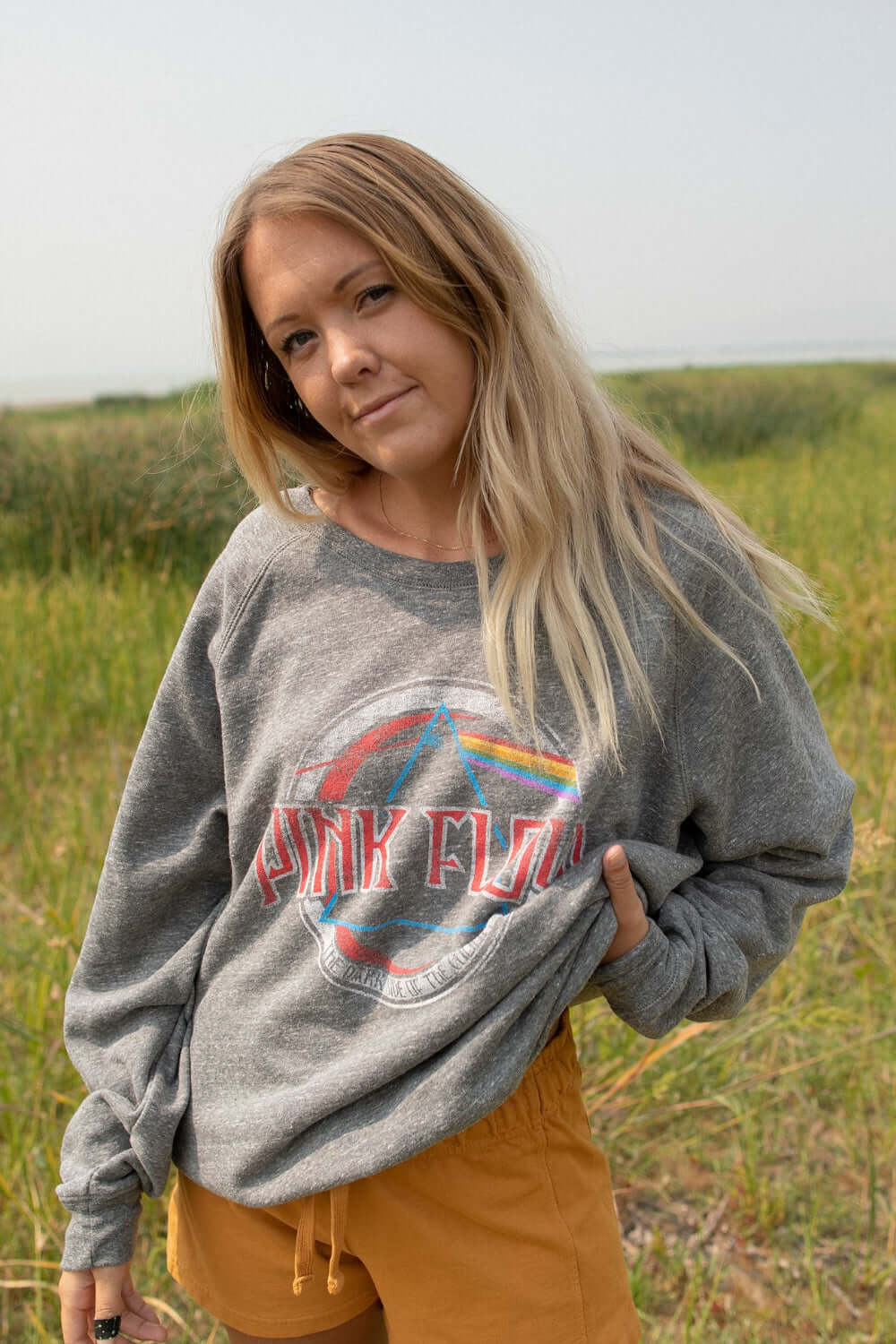 Loving our new organically made Pink Floyd sweatshirt!+ Heather Gray Colored Sweatshirt+ Crew neck+ Heathered gray colored fleece+ Raglan, Cuffed sleeves+ Featuring a Pink Floyd logo
