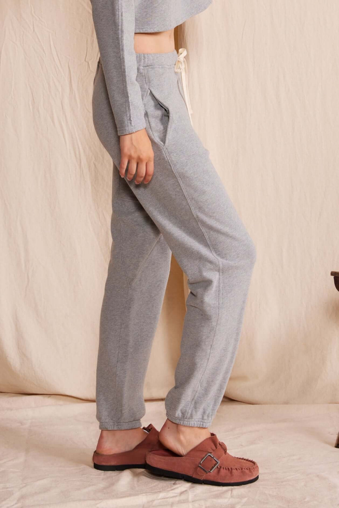 People of Leisure - Cruz Sweatpants - In a versatile heather gray, these comfort fit pants are the trusty sidekick for your daily grind or your lazy Sundays – ethically sourced, locally made, and upcycled with heart right in LA's vibrant core.