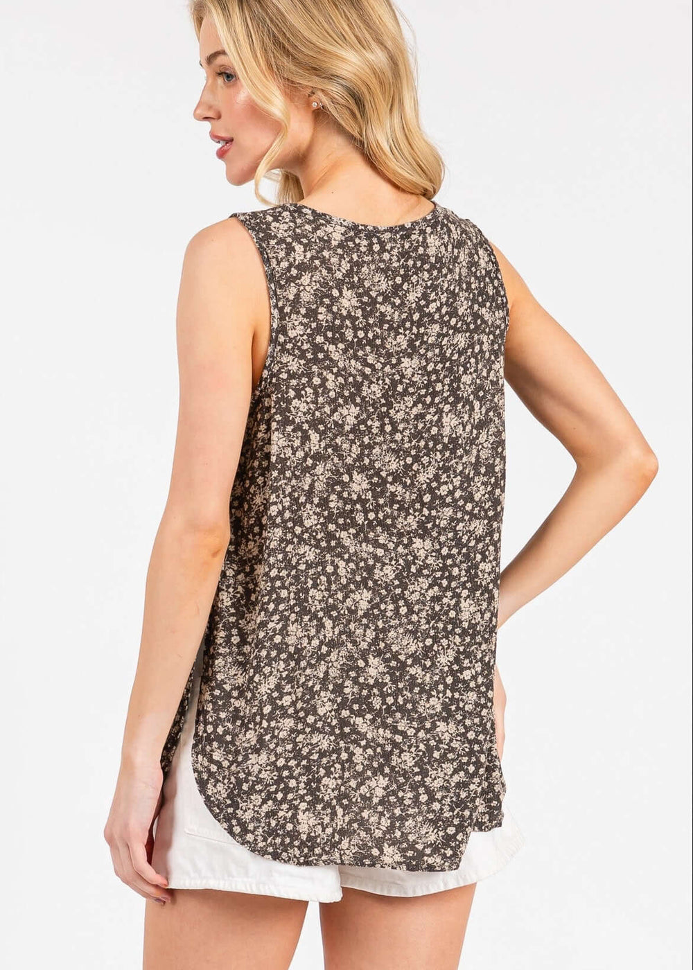 Flowy Flower Print Sleeveless Top - Olive Olive / Medium Flowy Flower Print Sleeveless Top - Olive Olive / Medium