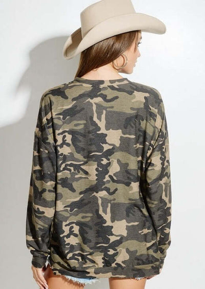 Made in USA Women's Oversized Camo Long Sleeves Crew Neck Longer Length Tee Shirt | Classy Cozy Cool Women's Made in America Clothing Boutique