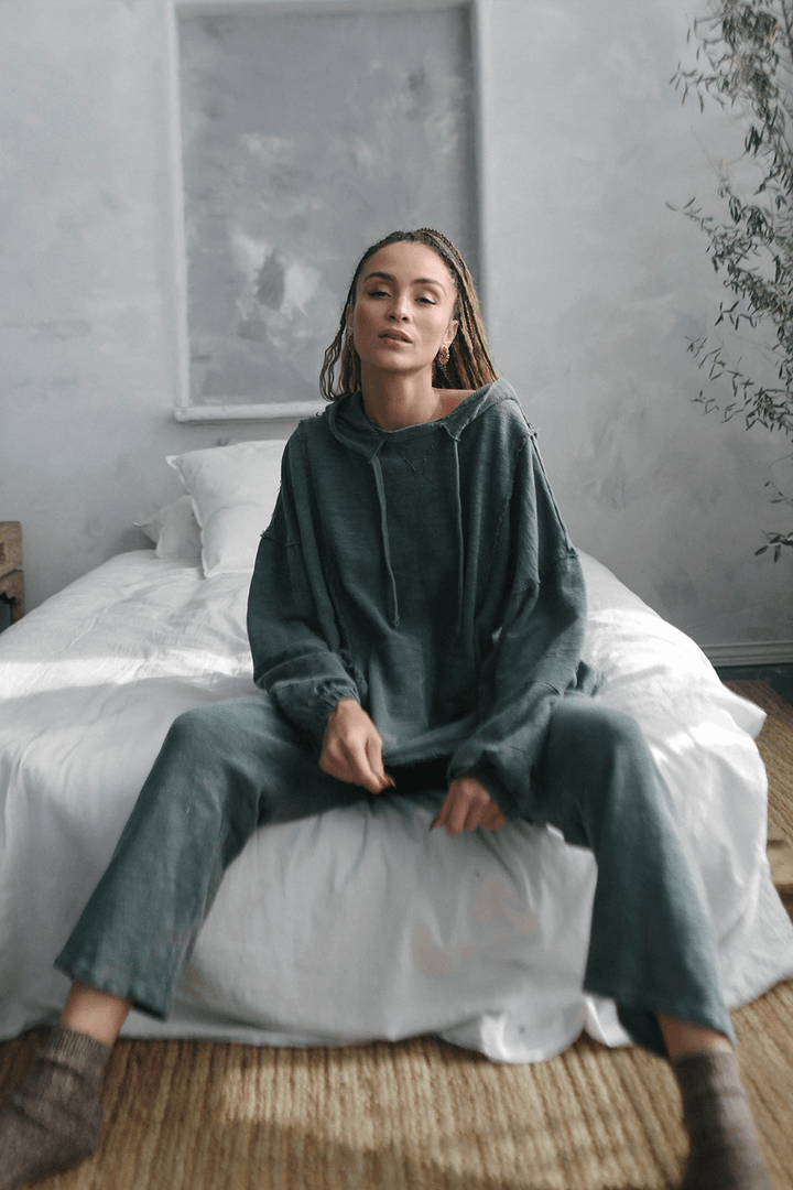 The pants you have been dreaming about. The New Baja Pants is an update on our best seller. Crafted from 100% cotton and featuring a cool relaxed fit, these pants are ultra cozy and flattering on all body types. Sand / Olive / Navy, Made in USA