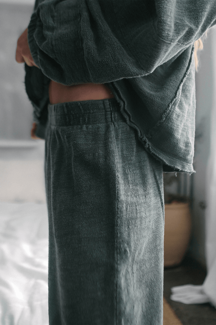 The pants you have been dreaming about. The New Baja Pants is an update on our best seller. Crafted from 100% cotton and featuring a cool relaxed fit, these pants are ultra cozy and flattering on all body types. Sand / Olive / Navy, Made in USA