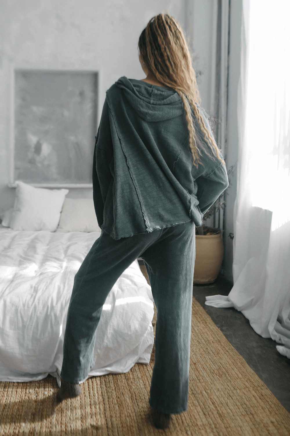 The pants you have been dreaming about. The New Baja Pants is an update on our best seller. Crafted from 100% cotton and featuring a cool relaxed fit, these pants are ultra cozy and flattering on all body types. Sand / Olive / Navy, Made in USA