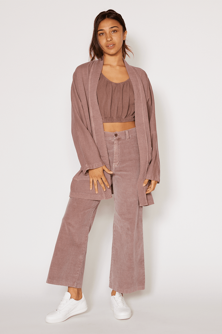 The Joni is our most stylish, fluid easy look cardigan. Knitted from 100% Organic Cotton, open front, long sleeve with two front pockets for comfort. Pair with our Perfect Tee, throw on a pair of jeans and you are ready to hit the city. + Vintage Black/ Sand Stone/ Desert Rose+ Machine wash cold/warm+ Tumble dry on low+ Available in S/M or L/XL 100% Organic Cotton Ethically made in Los Angeles, CA